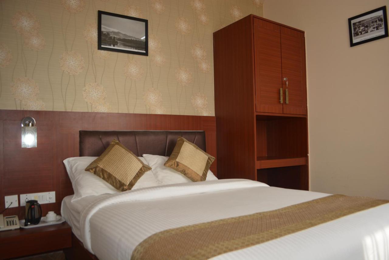 Emerald Suites Koramangala Бангалор Экстерьер фото